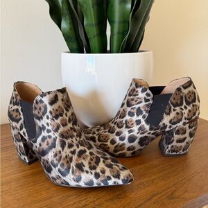 Antonio Melani Maxinee Leopard Print Women’s Block Heel Ankle Bootie Size 7